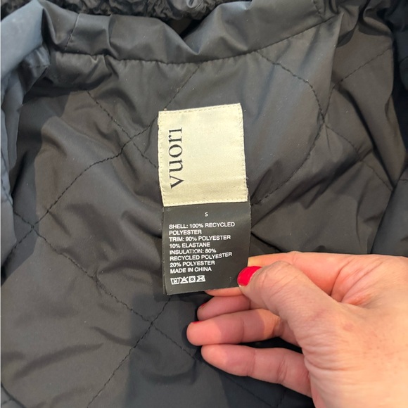 Vuori Black Teddy Jacket - Picture 5 of 5